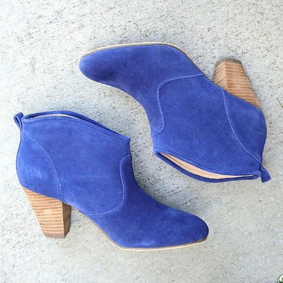 Report Blue Western Suede Ankle Medium Heel Boots Booties with Stacked Heel EUC - Picture 2 of 9